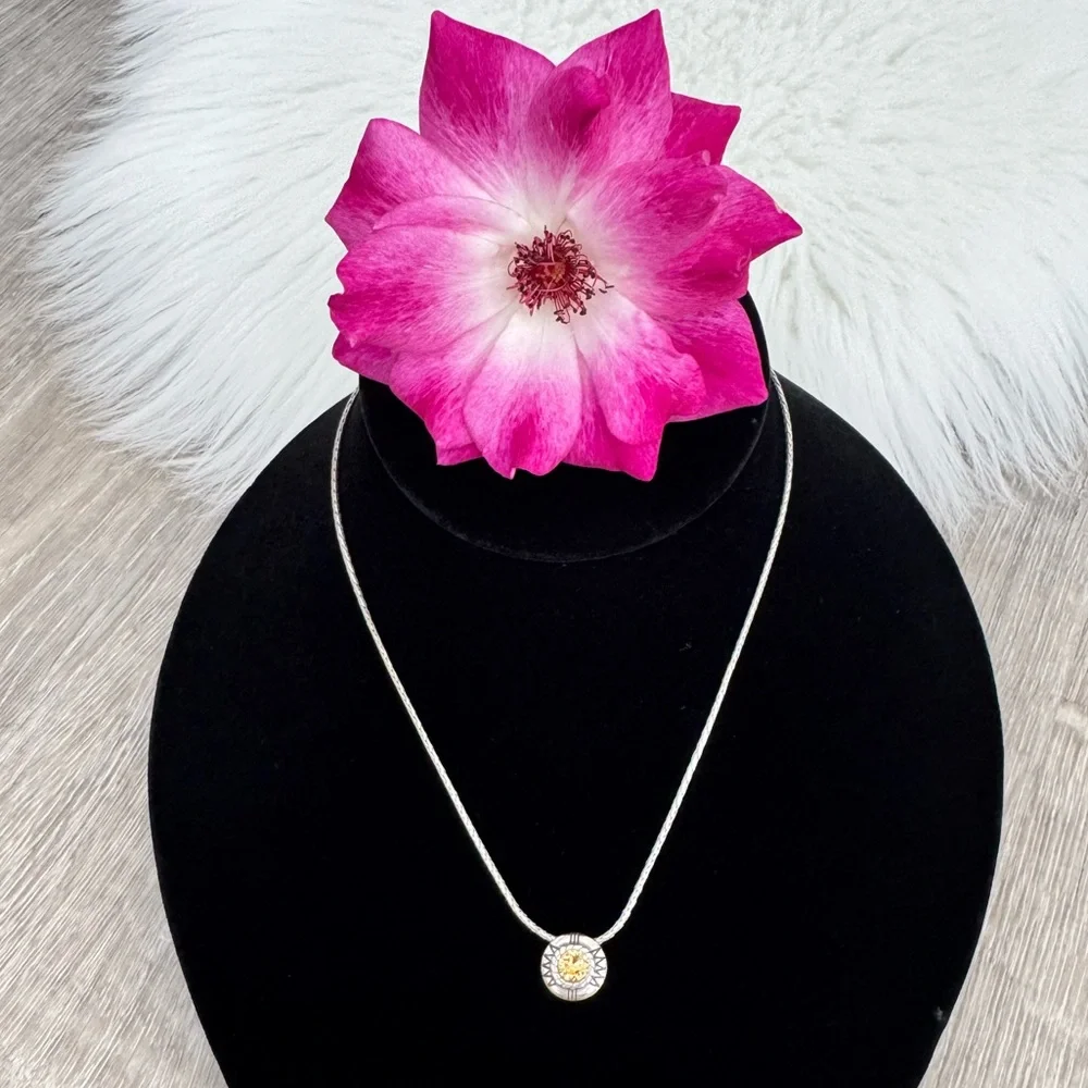 💞 BRIGHTON Fortino Petite Reversible Crystal Pendant Necklace - Picture 6 of 7